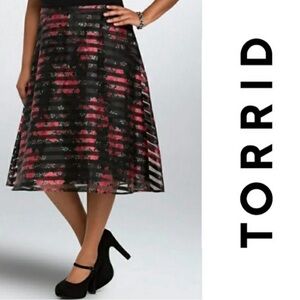 187- Torrid Black stripe and foral Midi Skirt